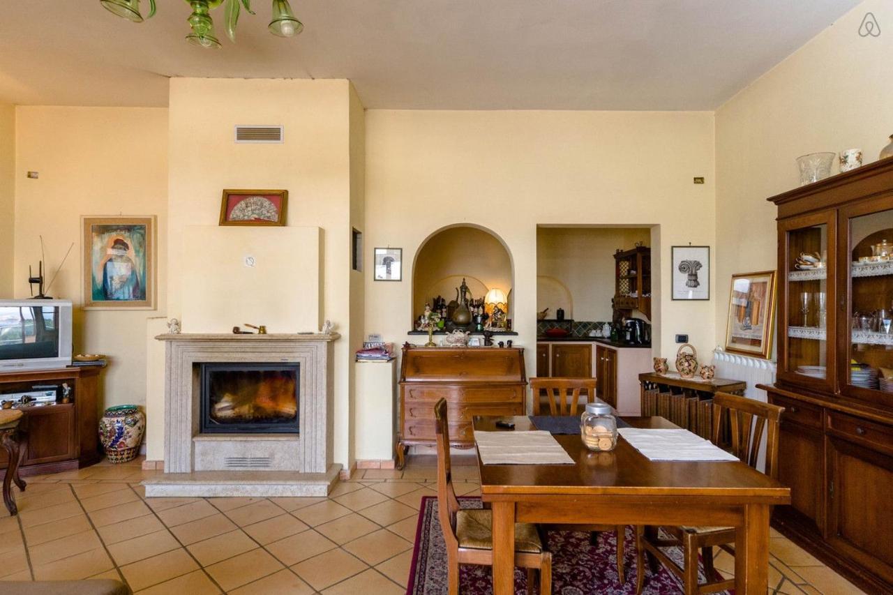 Room In Villa - Room In The Hills With Garden And Sea View San Salvatore  المظهر الخارجي الصورة